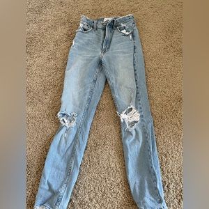 Abercrombie & Fitch Mom high rise jeans